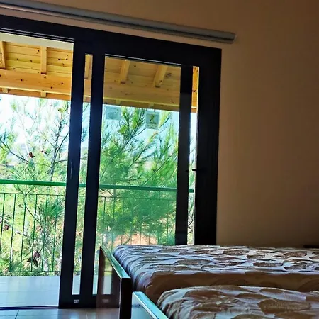 Hotel apartamentowy Limeria *